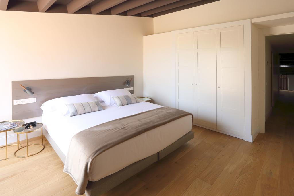 Apartaments Placa Del VI Girona Exterior photo