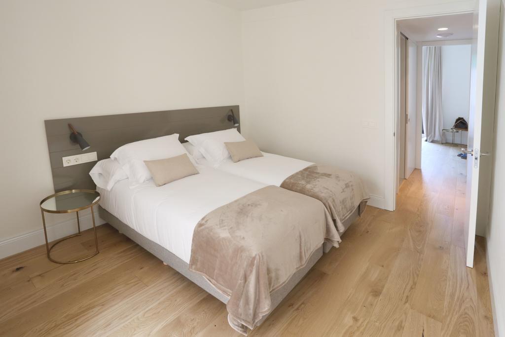 Apartaments Placa Del VI Girona Exterior photo