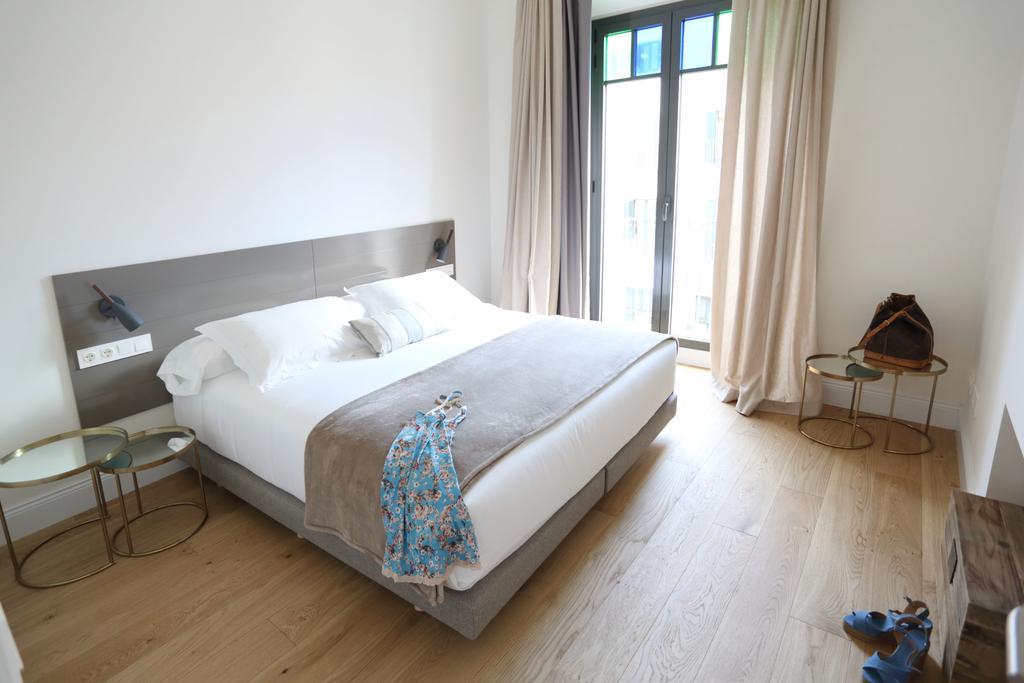 Apartaments Placa Del VI Girona Exterior photo