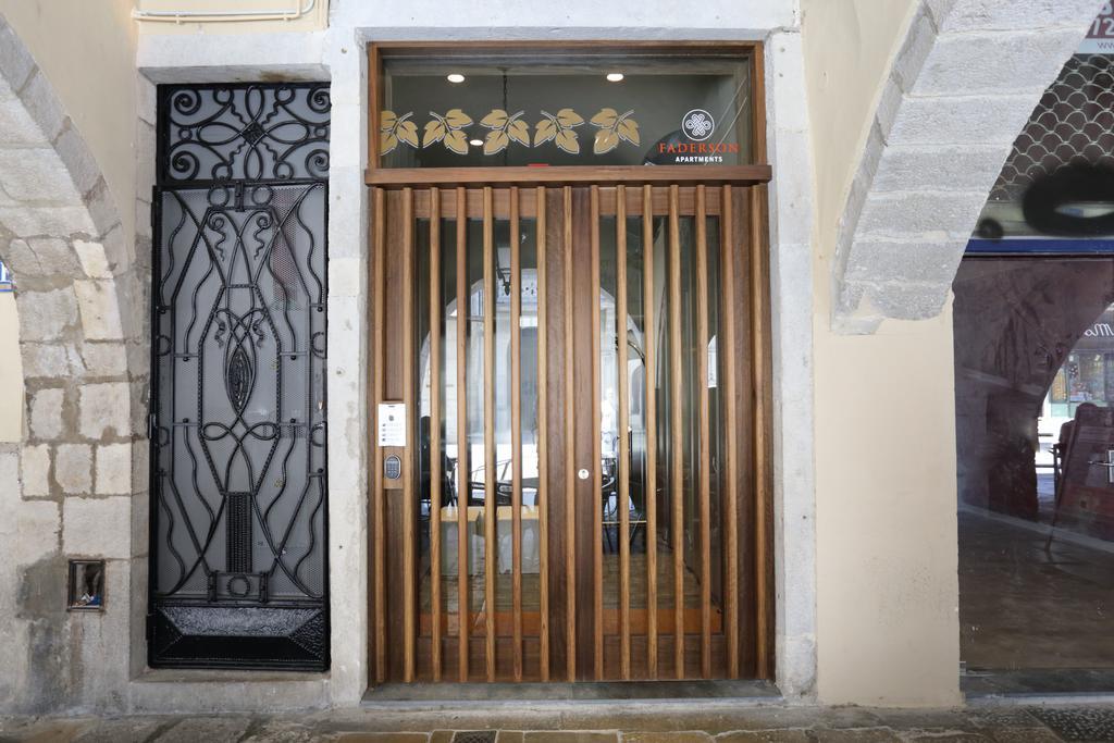 Apartaments Placa Del VI Girona Exterior photo