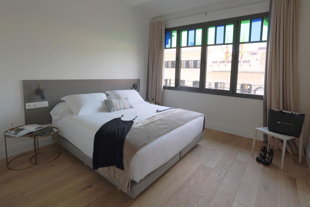 Apartaments Placa Del VI Girona Exterior photo