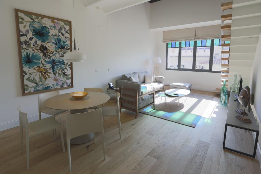 Apartaments Placa Del VI Girona Exterior photo