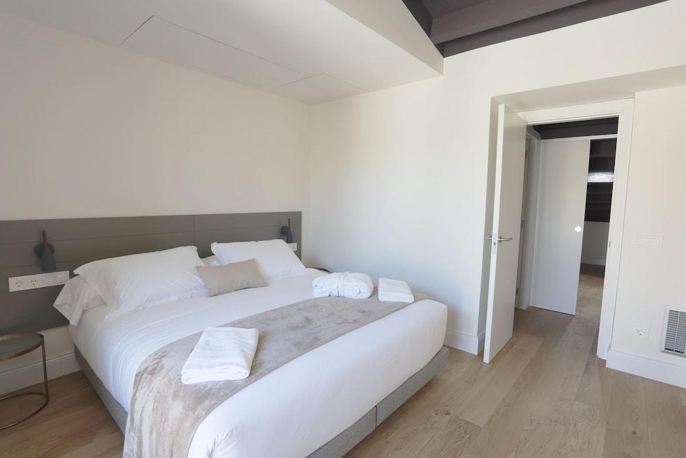 Apartaments Placa Del VI Girona Exterior photo